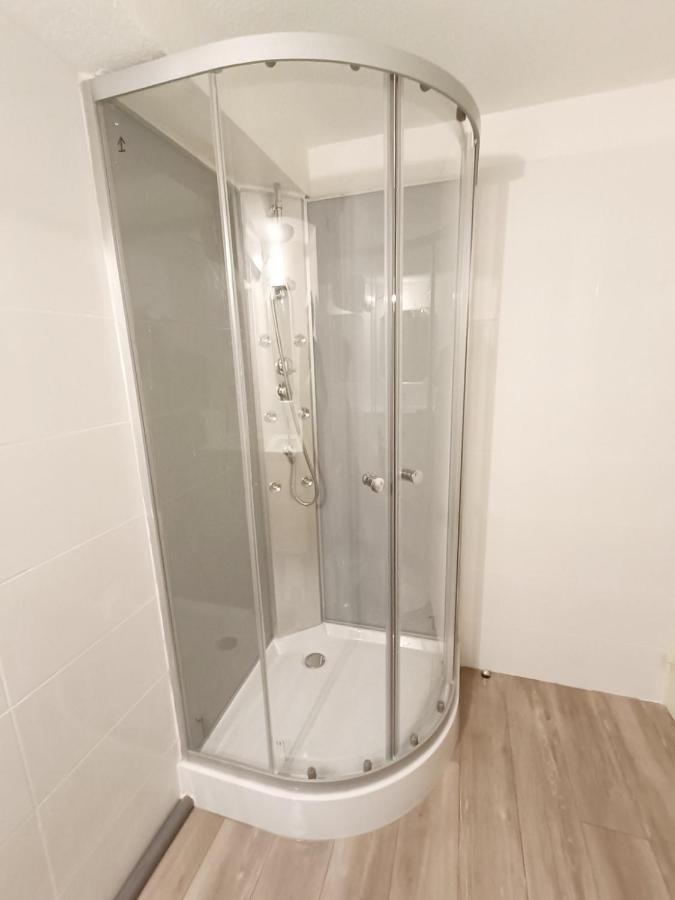 Spacious Sea View Apart At 50M From The Beach 邦多勒 外观 照片