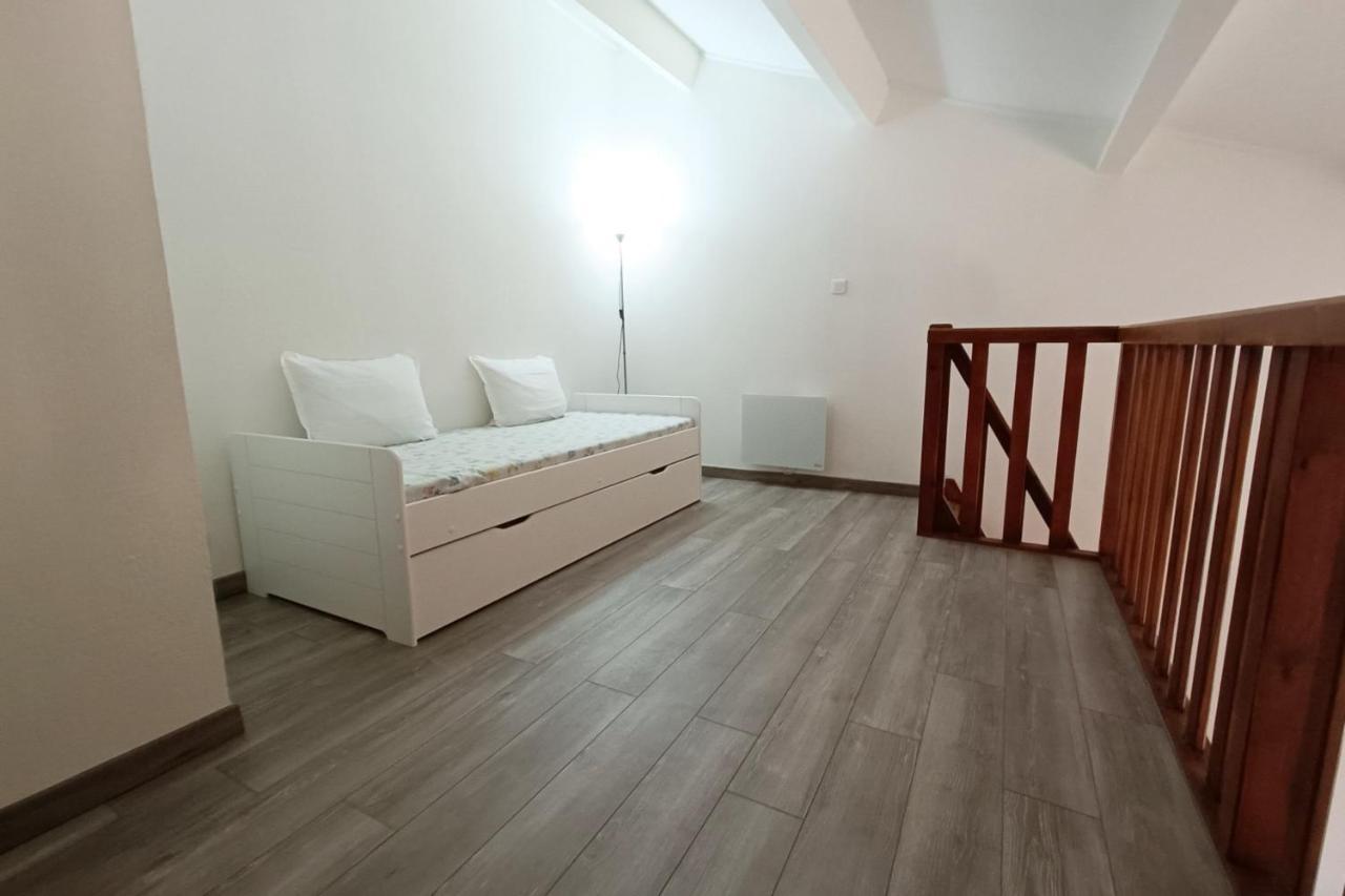 Spacious Sea View Apart At 50M From The Beach 邦多勒 外观 照片