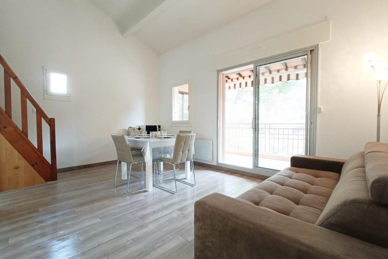 Spacious Sea View Apart At 50M From The Beach 邦多勒 外观 照片